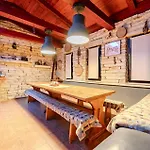 Amazing In Holiday home *
