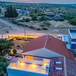 Amazing In Holiday home *